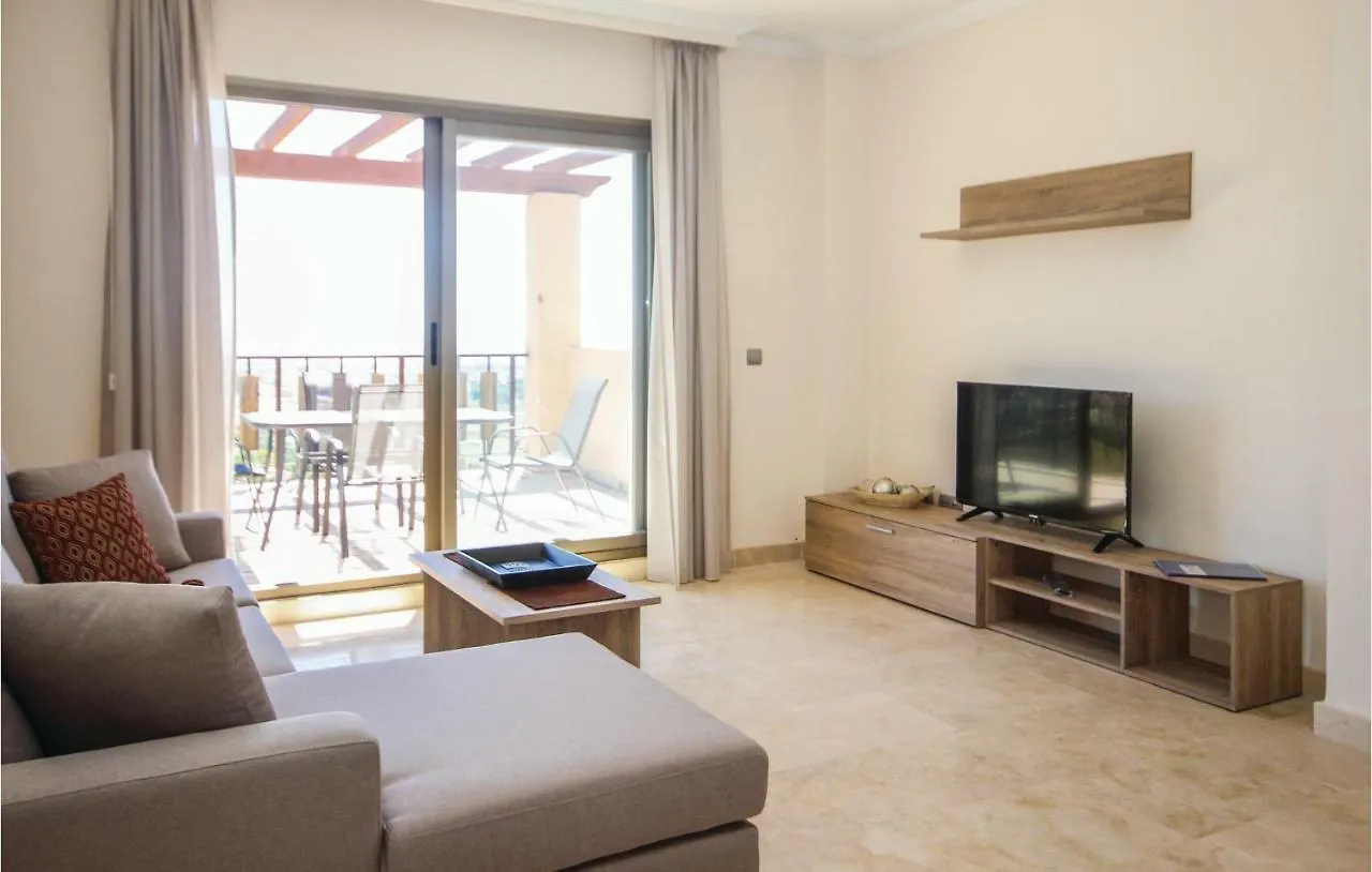 אסטפונה Awesome Apartment In Benahavis With 2 Bedrooms, Outdoor Swimming Pool And Swimming Pool
