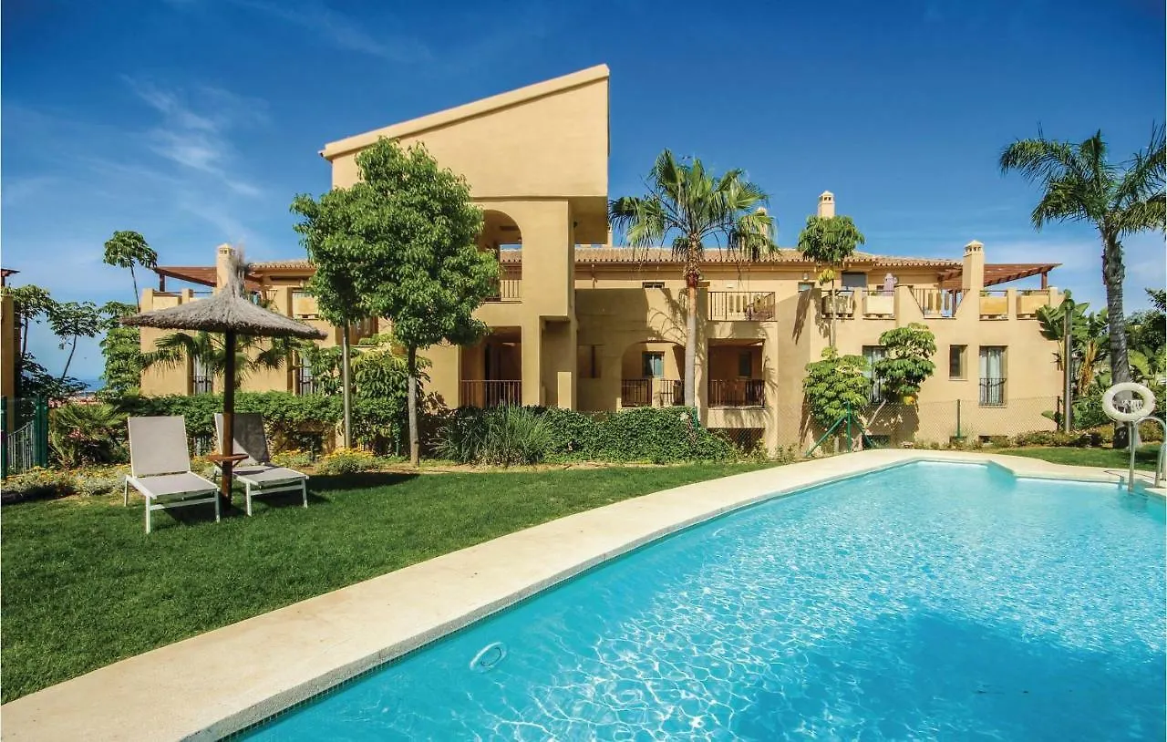אסטפונה Awesome Apartment In Benahavis With 2 Bedrooms, Outdoor Swimming Pool And Swimming Pool