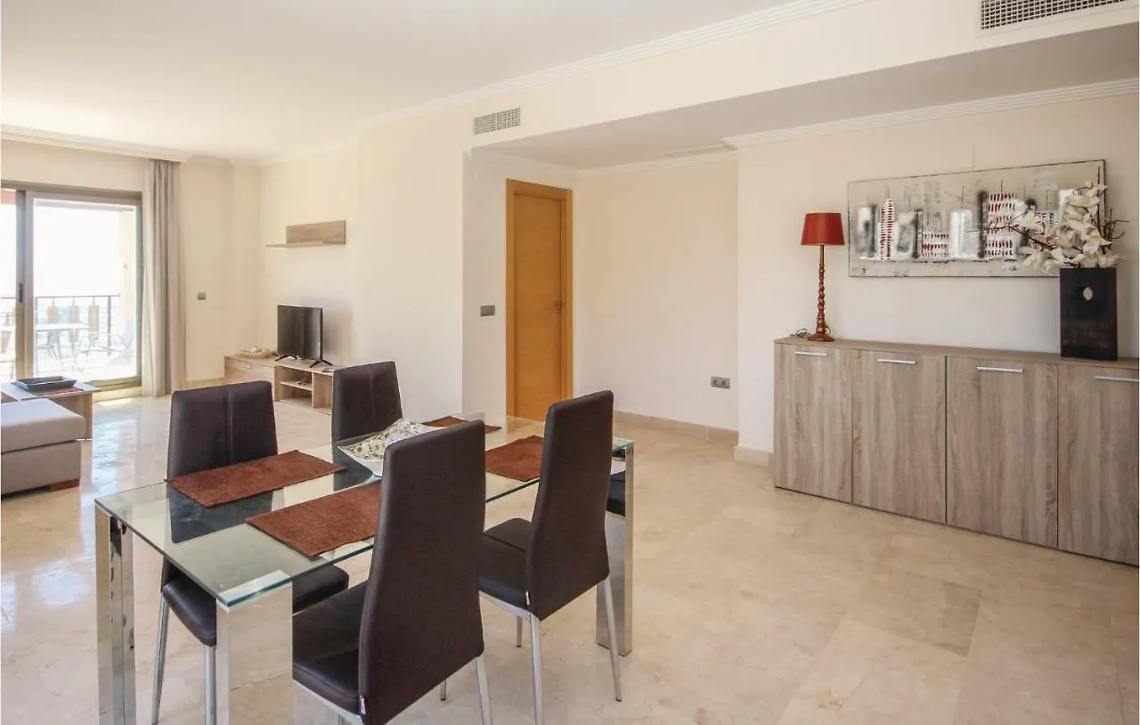 אסטפונה Awesome Apartment In Benahavis With 2 Bedrooms, Outdoor Swimming Pool And Swimming Pool ספרד